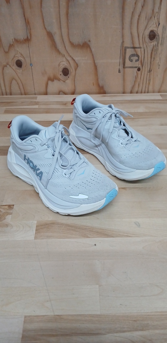 Hoka Gaviota 6 Light Gray Athletic Shoes with Light Blue Toe Accents Size 7